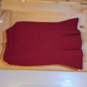 Heart of Haute midi skirt burgundy size L Hugs your hips, then a flare. Great fe